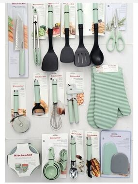 KitchenAid Pistachio Green Large 30 Piece Kitchen Tool Bundle Set
